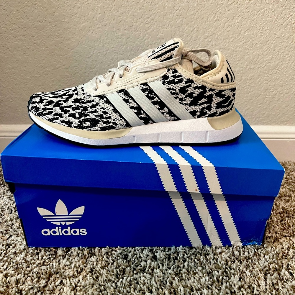Adidas womens swift run